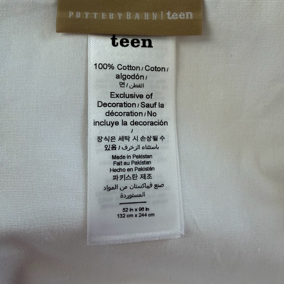 Pottery Barn Teen Ivory Curtain with Midnight Blue Floral Edge - Picture 4 of 6